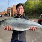 長谷川さんのサクラ58.5cm,3.12kg