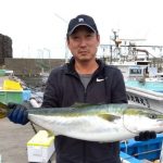 札幌市の鈴木さんブリ8kg