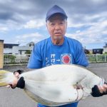 両沢さんのヒラメ70cm,4.3kg